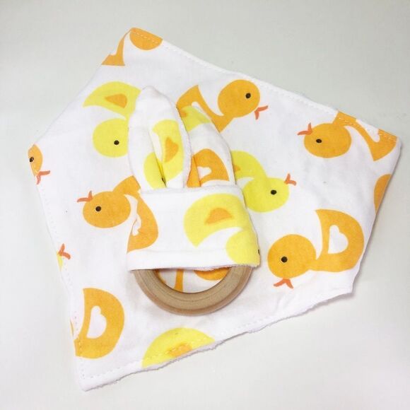 HONEY BABY Bib + Wooden Bunny Toy Duck Printed Gift Set - Picture 2 of 11